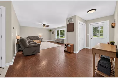 331 Erickson Gate, Lee, IL 60530 - Photo 5