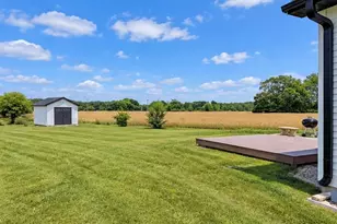 1405 Navajo Ct, Kankakee, IL 60901 - Photo 3