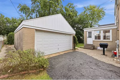 8119 Kostner Avenue, Skokie, IL 60076 - Photo 29