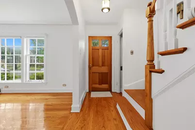 8119 Kostner Avenue, Skokie, IL 60076 - Photo 3