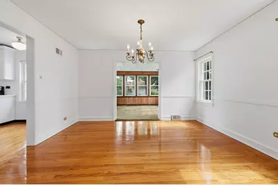 8119 Kostner Avenue, Skokie, IL 60076 - Photo 7