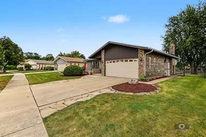 17325 Locust Avenue, Tinley Park, IL 60487 - Photo 5