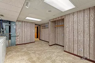 17325 Locust Ave, Tinley Park, IL 60487 - Photo 23