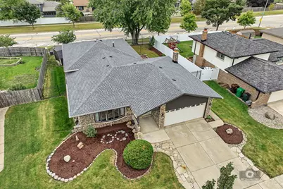 17325 Locust Avenue, Tinley Park, IL 60487 - Photo 3