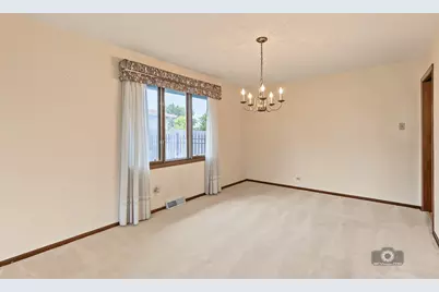 17325 Locust Avenue, Tinley Park, IL 60487 - Photo 9