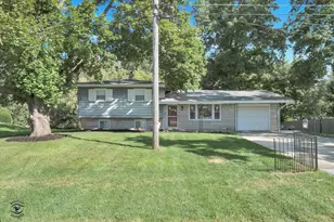 509 Old Hickory Rd, New Lenox, IL 60451 - Photo 1