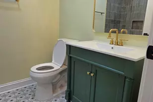1442 W Chestnut St, Chicago, IL 60642 - Photo 9