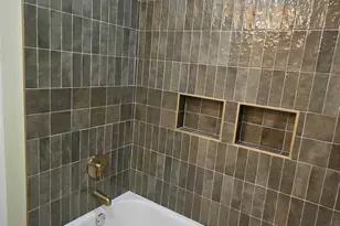 1442 W Chestnut St, Chicago, IL 60642 - Photo 7