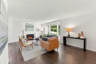 2111 Lincolnwood Dr, Evanston, IL 60201 - Photo 5