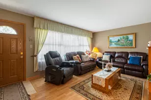 8051 W Leland Ave, Norridge, IL 60706 - Photo 3