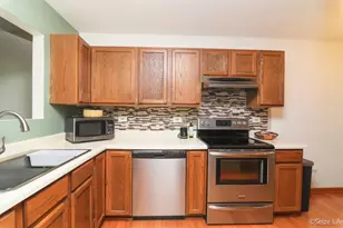 421 Johnson St, Marengo, IL 60152 - Photo 9