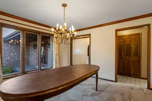 22W507 John Ct, Medinah, IL 60157 - Photo 17