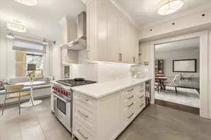 3100 N Sheridan Rd, Chicago, IL 60657 - Photo 11