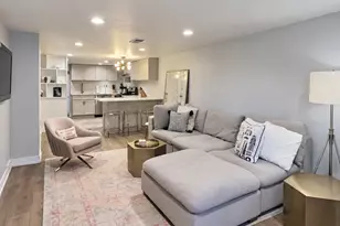 3745 N Seminary Ave, Chicago, IL 60613 - Photo 5
