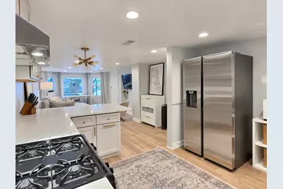 3745 N Seminary Avenue #1, Chicago, IL 60613 - Photo 9