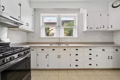 4821 N Harding Avenue, Chicago, IL 60625 - Photo 17