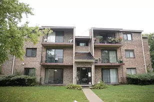 7315 Tiffany Dr, Orland Park, IL 60462 - Photo 3
