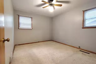 15017 Sunset Ave, Oak Forest, IL 60452 - Photo 19