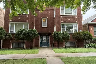 4608 N Kenton Ave, Chicago, IL 60630 - Photo 1