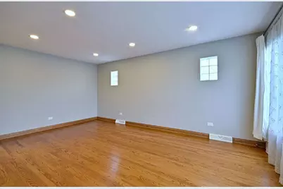 4704 N Newland Avenue, Harwood Heights, IL 60706 - Photo 13