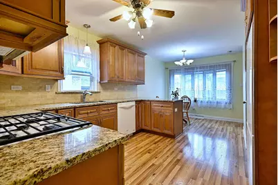 4704 N Newland Avenue, Harwood Heights, IL 60706 - Photo 7