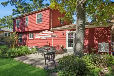 6809 Hillcrest Drive, Crystal Lake, IL 60012 - Photo 23
