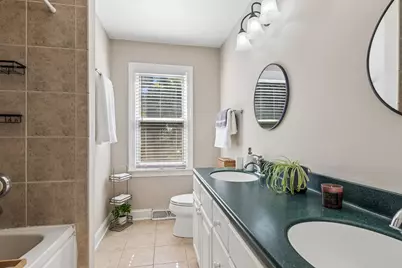 6809 Hillcrest Drive, Crystal Lake, IL 60012 - Photo 15