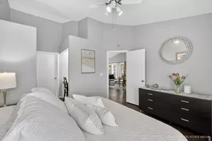 2013 N Coldspring Rd, Arlington Heights, IL 60004 - Photo 17
