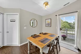 2013 N Coldspring Rd, Arlington Heights, IL 60004 - Photo 13