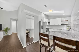 2013 N Coldspring Rd, Arlington Heights, IL 60004 - Photo 11