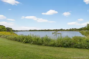 2013 N Coldspring Rd, Arlington Heights, IL 60004 - Photo 27