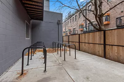 2217 W Madison Street #314, Chicago, IL 60612 - Photo 17