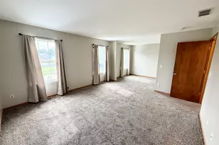 388 Richmond Dr, Romeoville, IL 60446 - Photo 13
