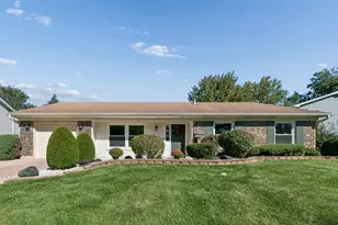 25 Red Haw Ln, Lake Zurich, IL 60047 - Photo 1