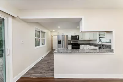 1501 W Talcott Road, Park Ridge, IL 60068 - Photo 9
