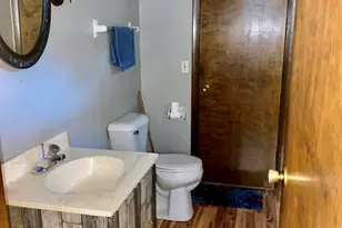 8556 E Valley View Dr, Stillman Valley, IL 61084 - Photo 9