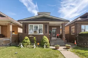 1533 N Waller Ave, Chicago, IL 60651 - Photo 1