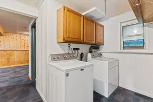 145 Bedford Rd, Bolingbrook, IL 60440 - Photo 21