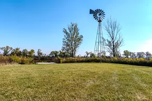 9N321 Barron Rd, Maple Park, IL 60151 - Photo 13