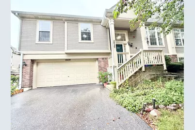 2820 N Greenwood Avenue, Arlington Heights, IL 60004 - Photo 3