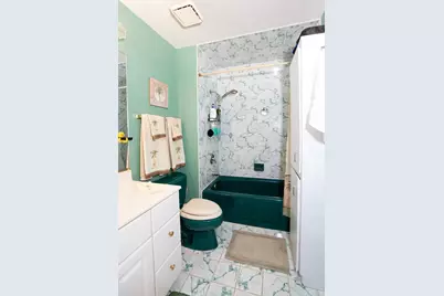 9430 S 69th Avenue, Oak Lawn, IL 60453 - Photo 11