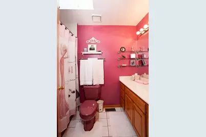 9430 S 69th Avenue, Oak Lawn, IL 60453 - Photo 7