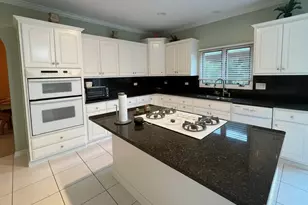 336 Tuttle Dr, Bloomingdale, IL 60108 - Photo 5