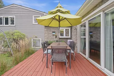 1006 W Frontenac Drive, Arlington Heights, IL 60004 - Photo 19