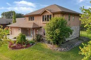 8216 Eynsford Dr, Orland Park, IL 60462 - Photo 5