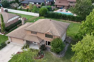 8216 Eynsford Dr, Orland Park, IL 60462 - Photo 3