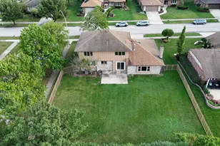 8216 Eynsford Dr, Orland Park, IL 60462 - Photo 7
