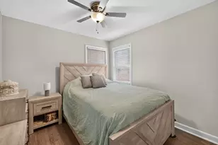 3406 N Oleander Ave, Chicago, IL 60634 - Photo 15