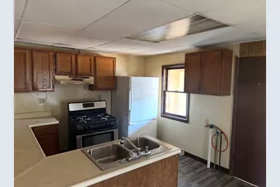 411 S Everett Street, Streator, IL 61364 - Photo 5
