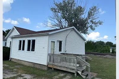 411 S Everett Street, Streator, IL 61364 - Photo 1